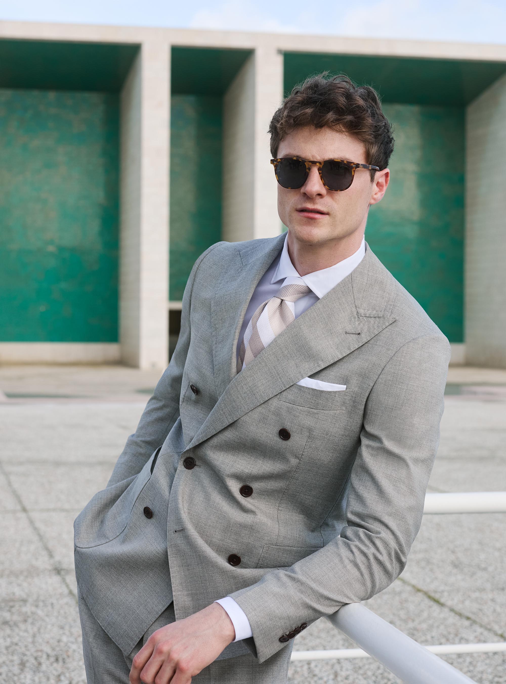 Ceremony in ecru double-breasted blazer, 